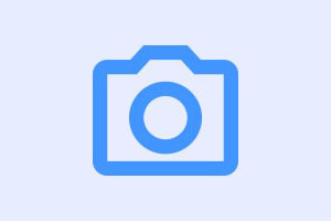 Motociclista fica ferido após acidente com carro em Volta Redonda